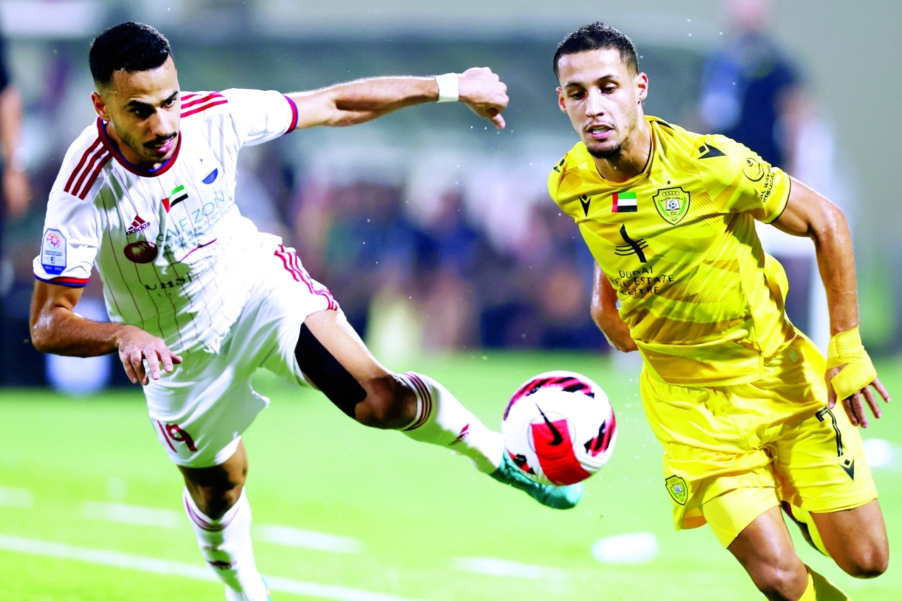 "الوصل والشارقة كلاهما يسعى للزحف إلى الصدارة | أرشيفية"