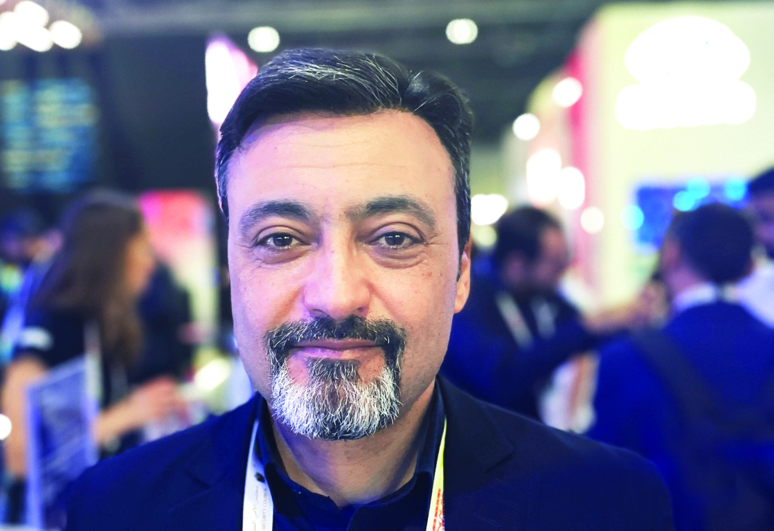 "إسلام شاكر"