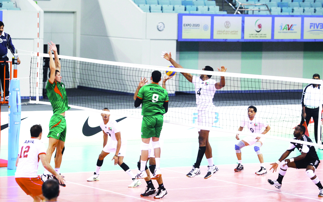 "من إحدى مباريات منتخب الإمارات للكرة الطائرة  |  من المصدر"