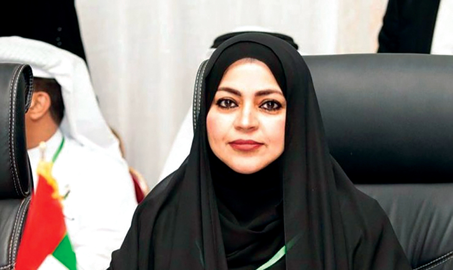 "سمية السويدي"