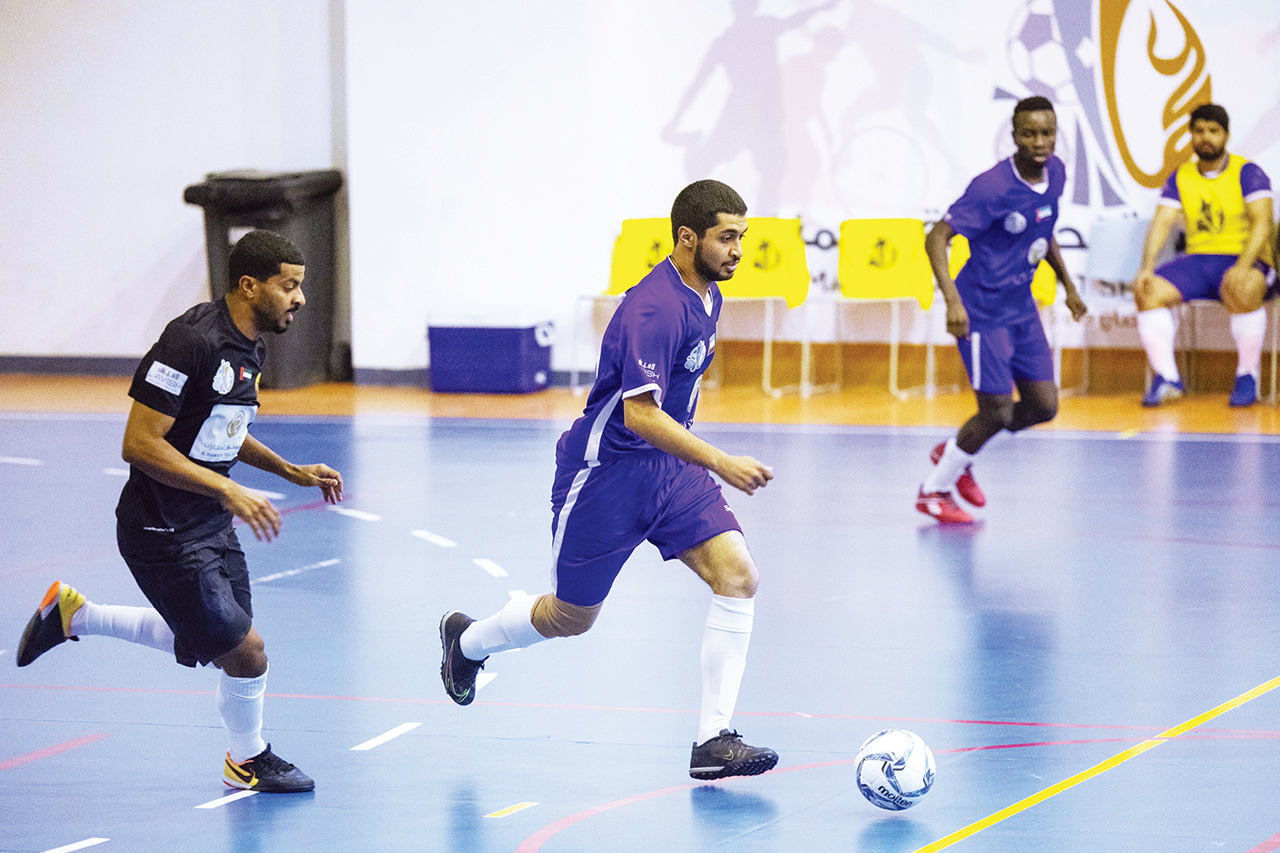 "من منافسات كرة قدم الصالات"
