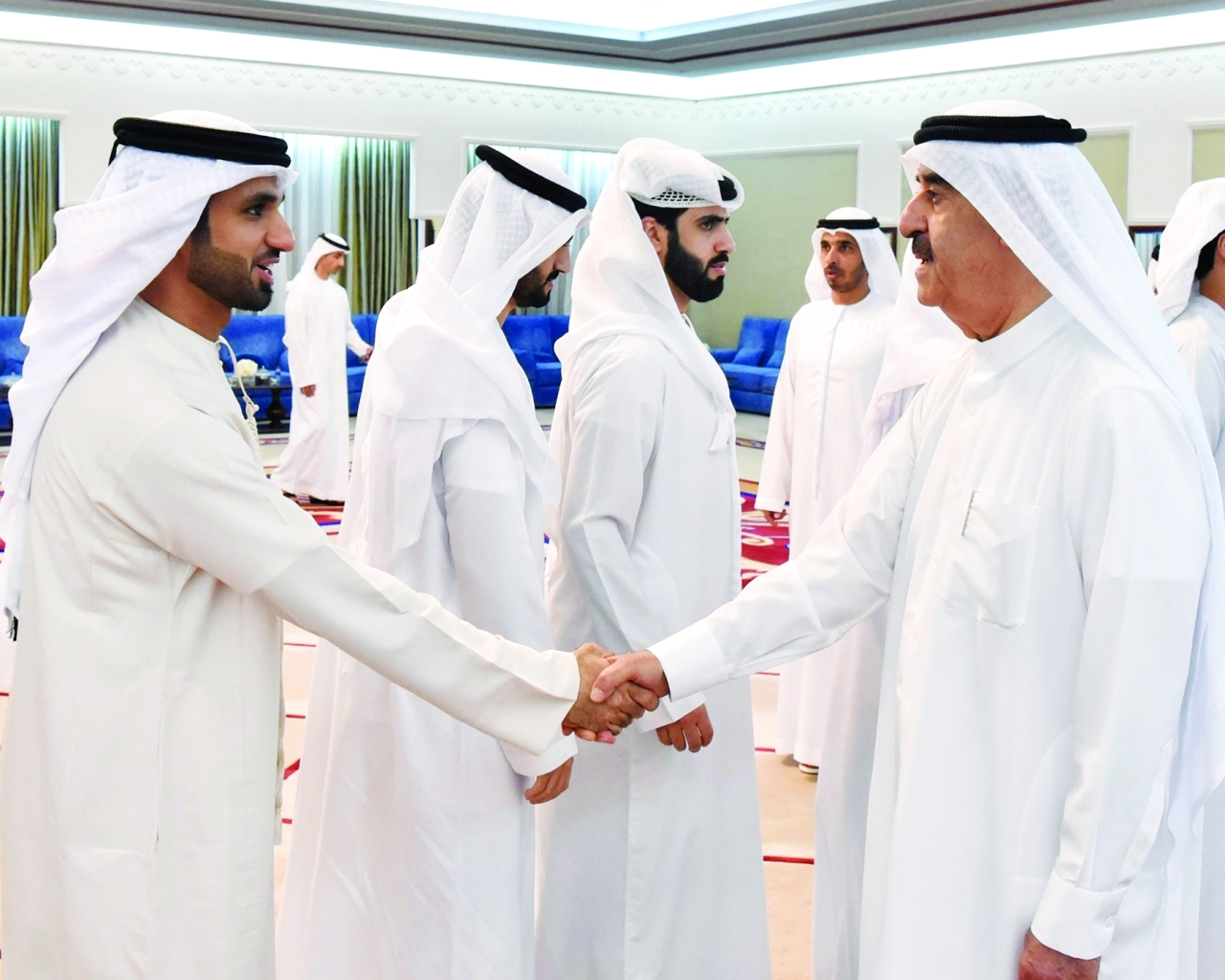 "سعود المعلا خلال استقبال المهنئين"