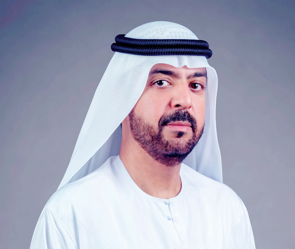 "عادل السويدي"