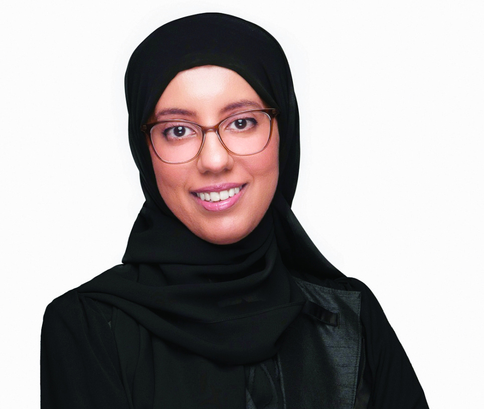 "فاطمة بالرهيف"