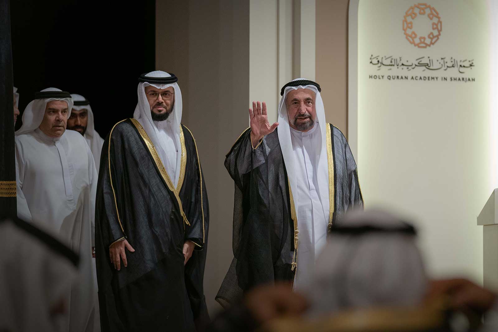 حاكم الشارقة يطلق المجلدات التسعة الأولى من «موسوعة التفسير البلاغي»