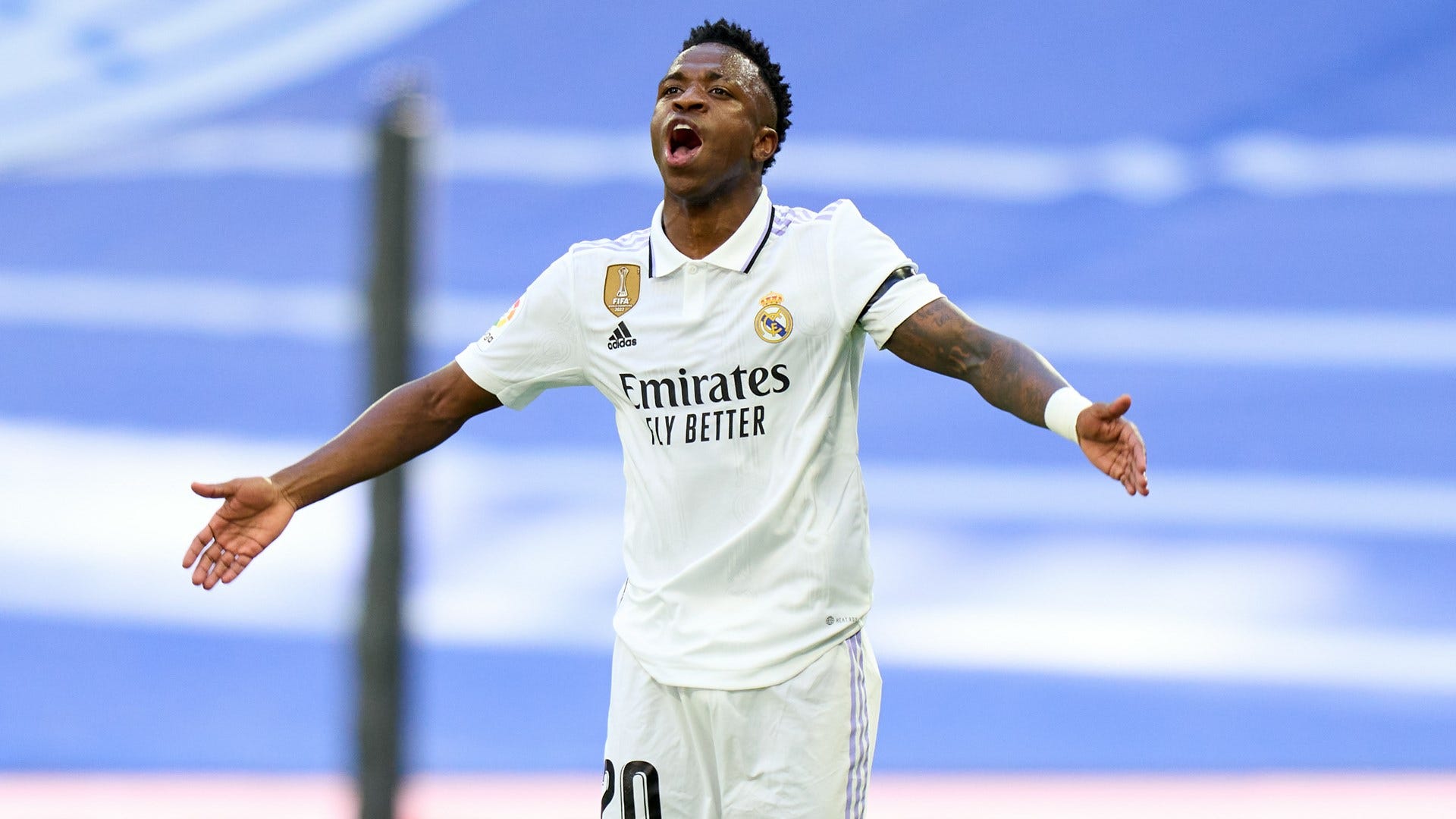 شعب مدريد في انتظارك.. فينيسيوس يوجه رسالة لإندريك