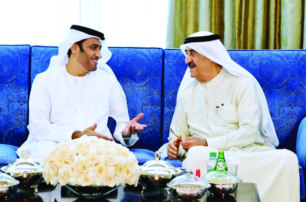 "حاكم أم القيوين خلال استقبال حمد الشامسي"