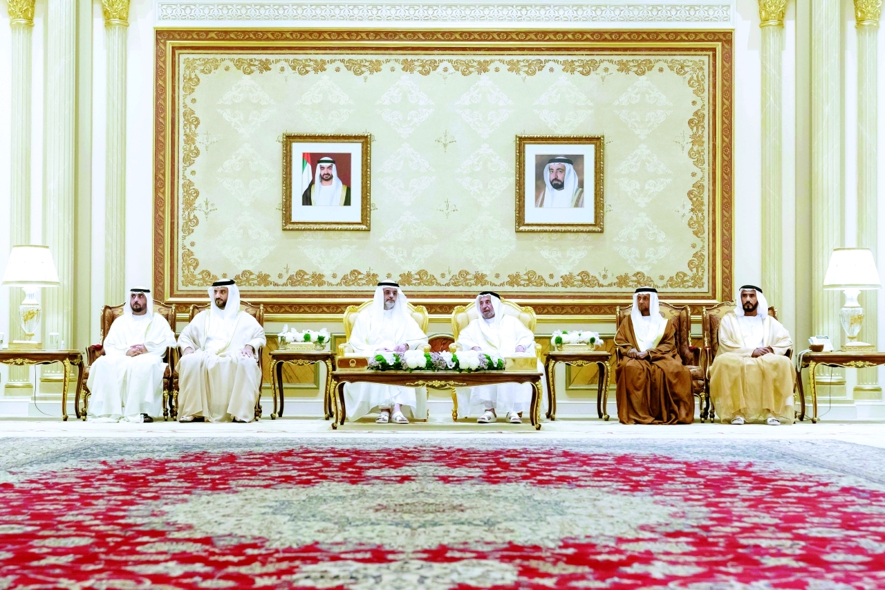 "حاكم الشارقة خلال استقبال المهنئين بحضور سلطان بن محمد وسلطان بن أحمد | وام"