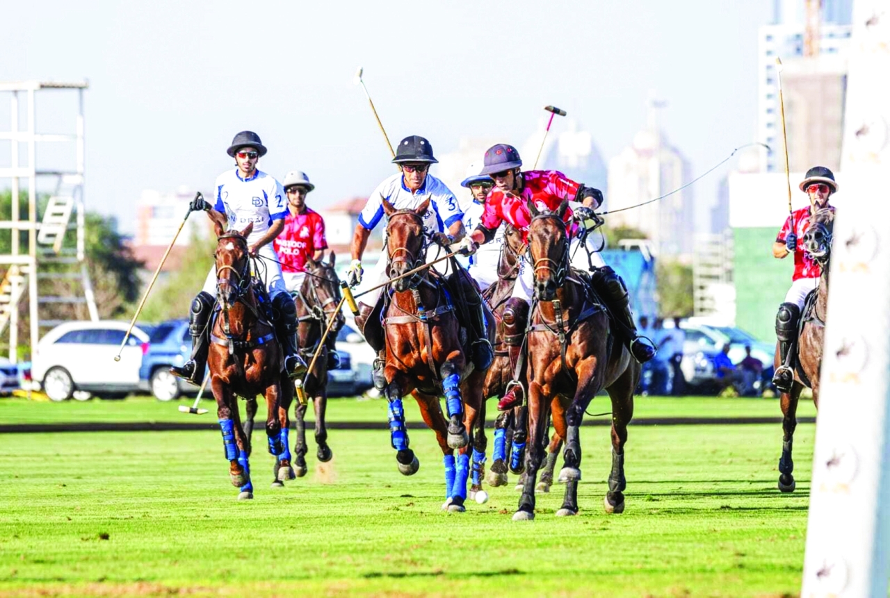 "جانب من منافسات اللعبة | البيان"
