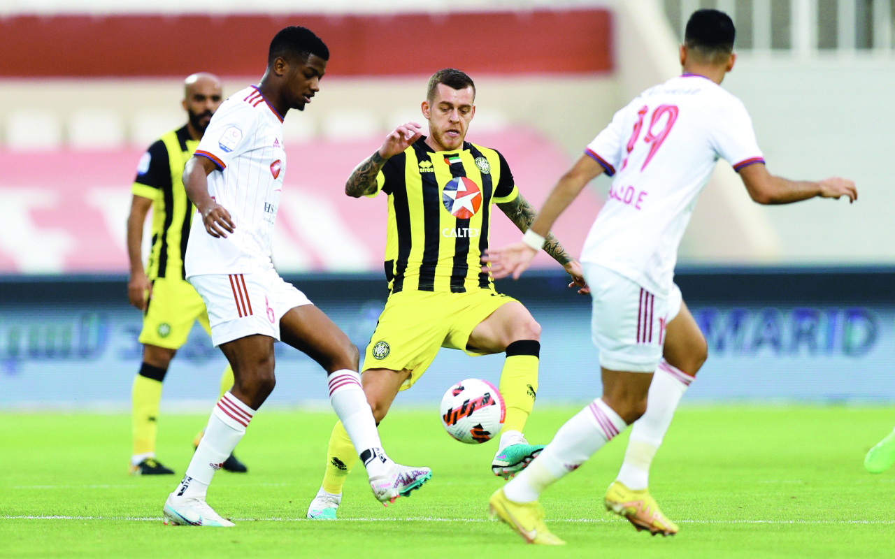 "جانب من مباراة الشارقة واتحاد كلباء | تصوير: ‏إبراهيم صادق"