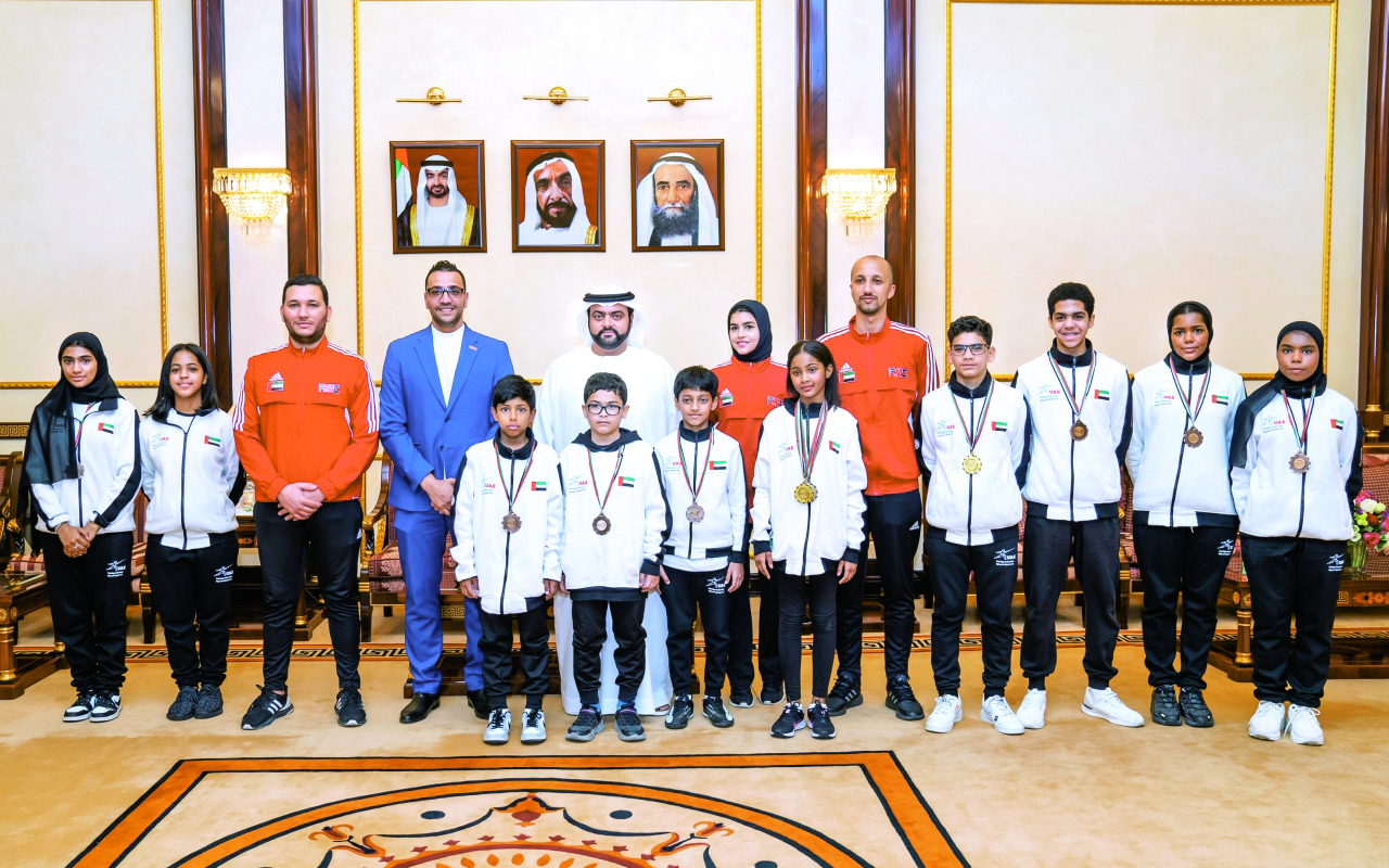 "ولي عهد الفجيرة خلال الاستقبال | وام"