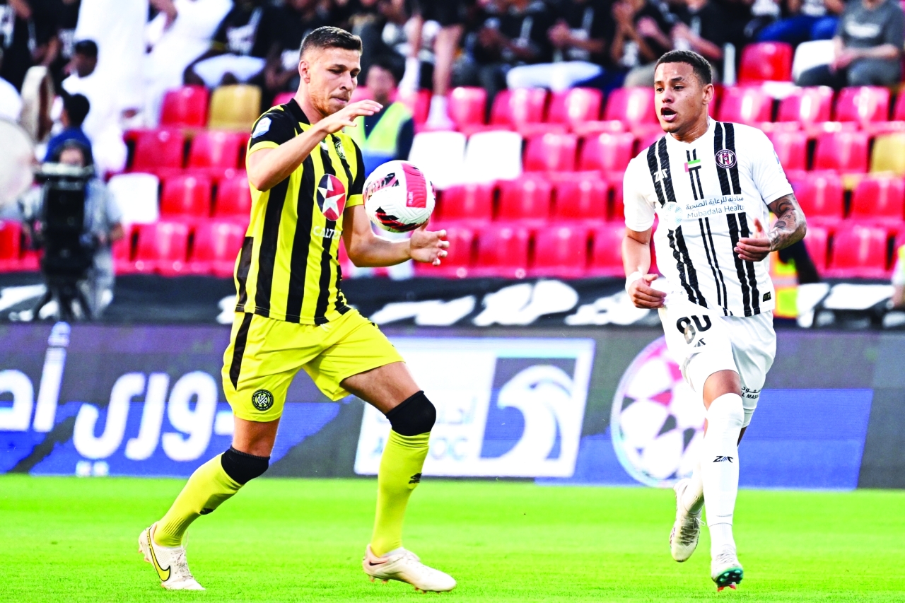 "جانب من مباراة الجزيرة واتحاد كلباء | تصوير: سيف الكعبي"