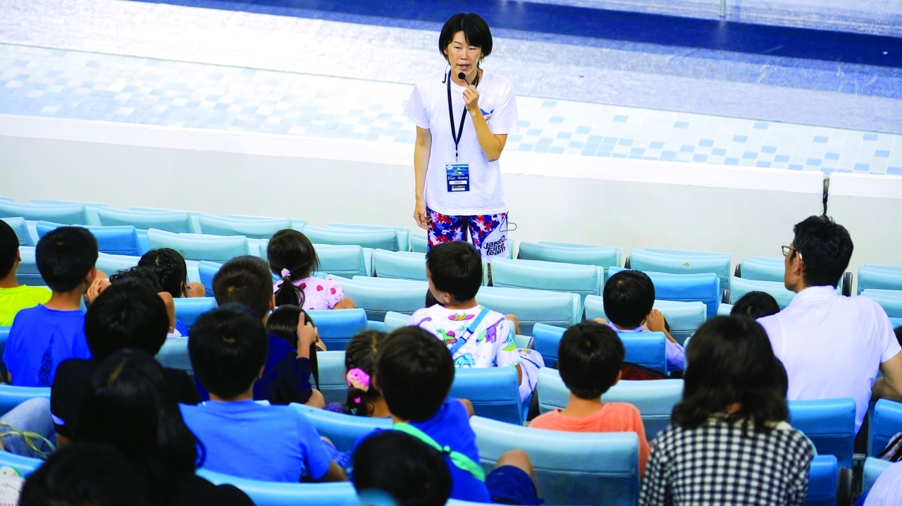 "ري كانيتو خلال الجلسة التدريبية | البيان"