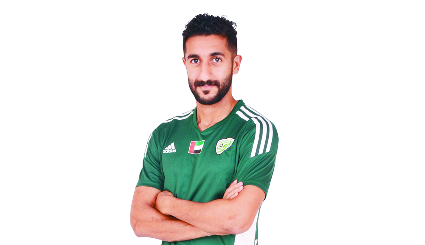 "خلف الحوسني"