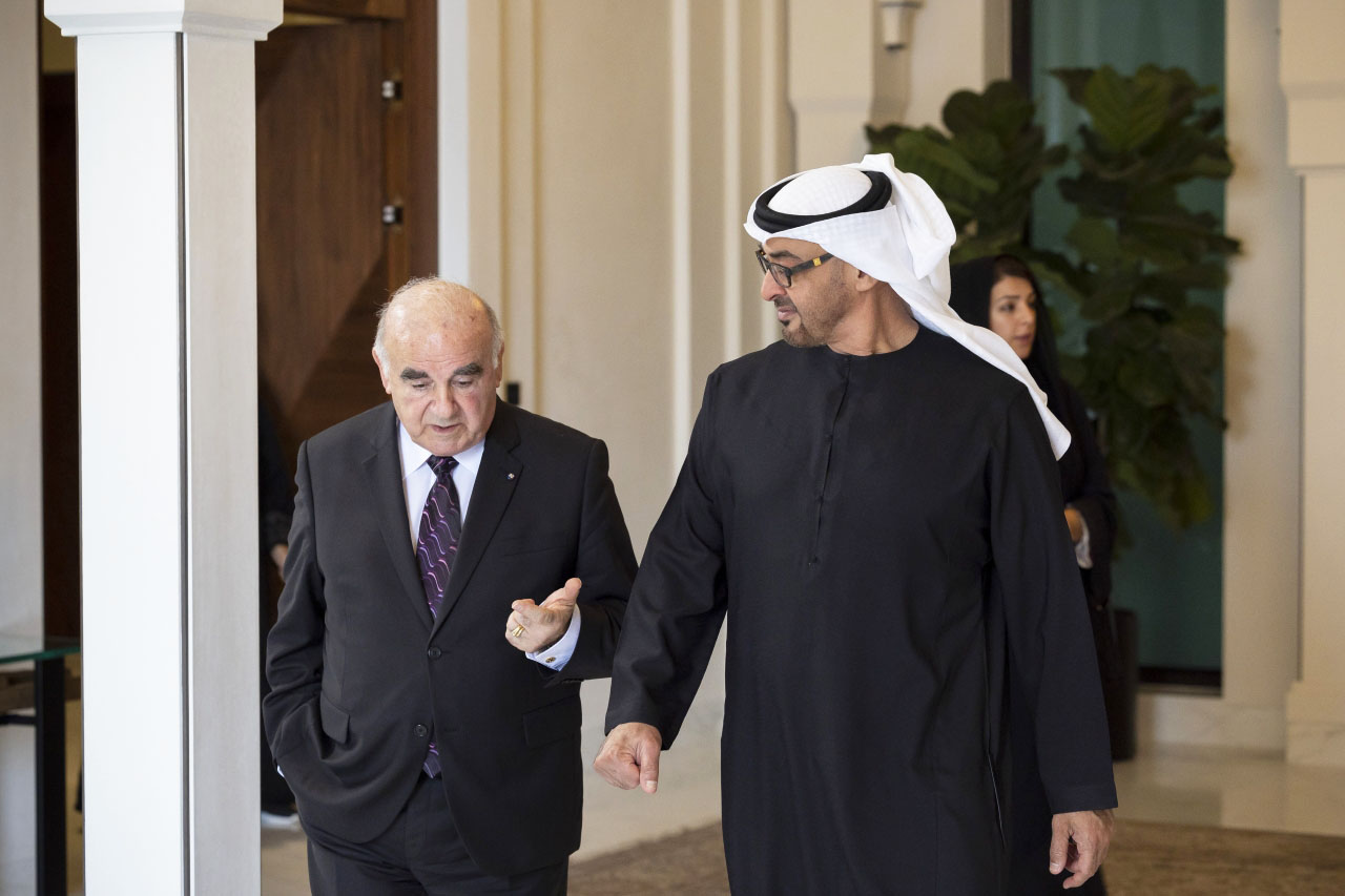 "محمد بن زايد مستقبلًا جورج فيلا"
