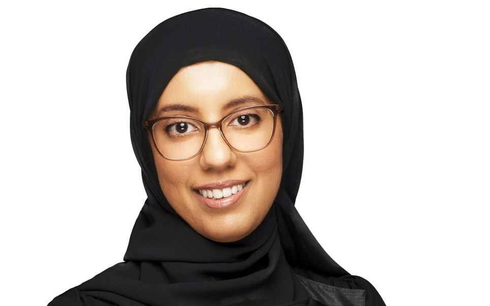 "فاطمة بالرهيف"