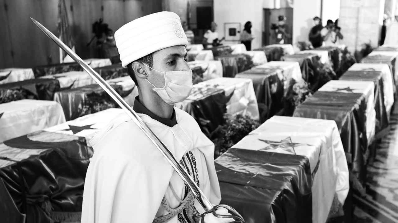 "2020 الجزائر تستعيد رفات 24 من قادة المقاومة الجزائرية، بعد مرور 170 سنة على احتجازها."