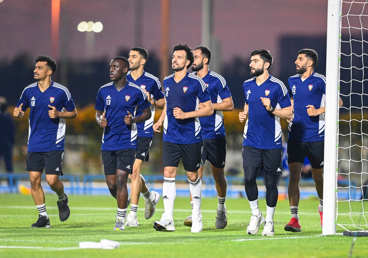 "لاعبو منتخب الإمارات خلال تدريبات سابقة | البيان"