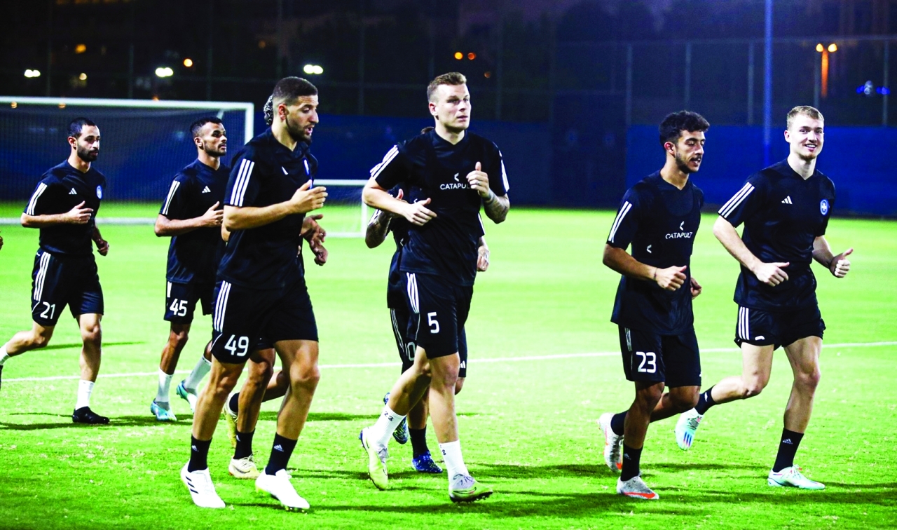"جانب من تدريبات نادي النصر | البيان"