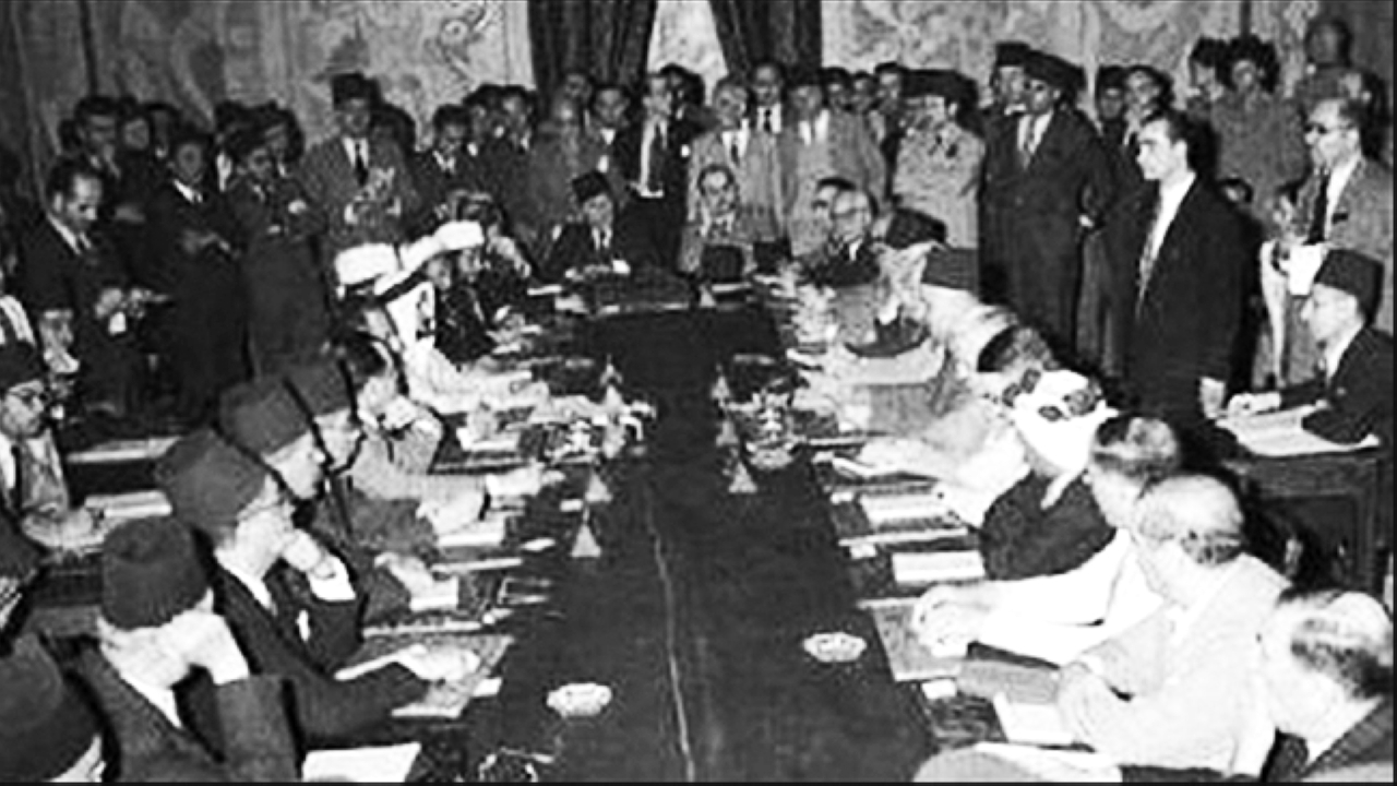 "1943 بدء مباحثات دعا إليها رئيس وزراء مصر مصطفى النحاس مع عدد من الدول العربية لتحقيق الوحدة."