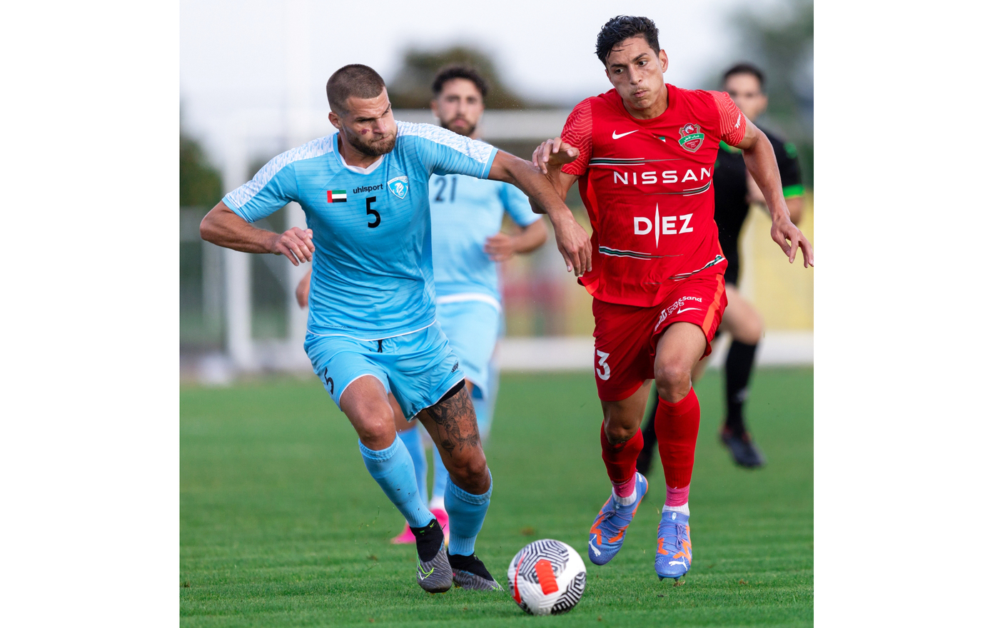 "جانب من إحدى المباريات الودية لشباب الأهلي | البيان"