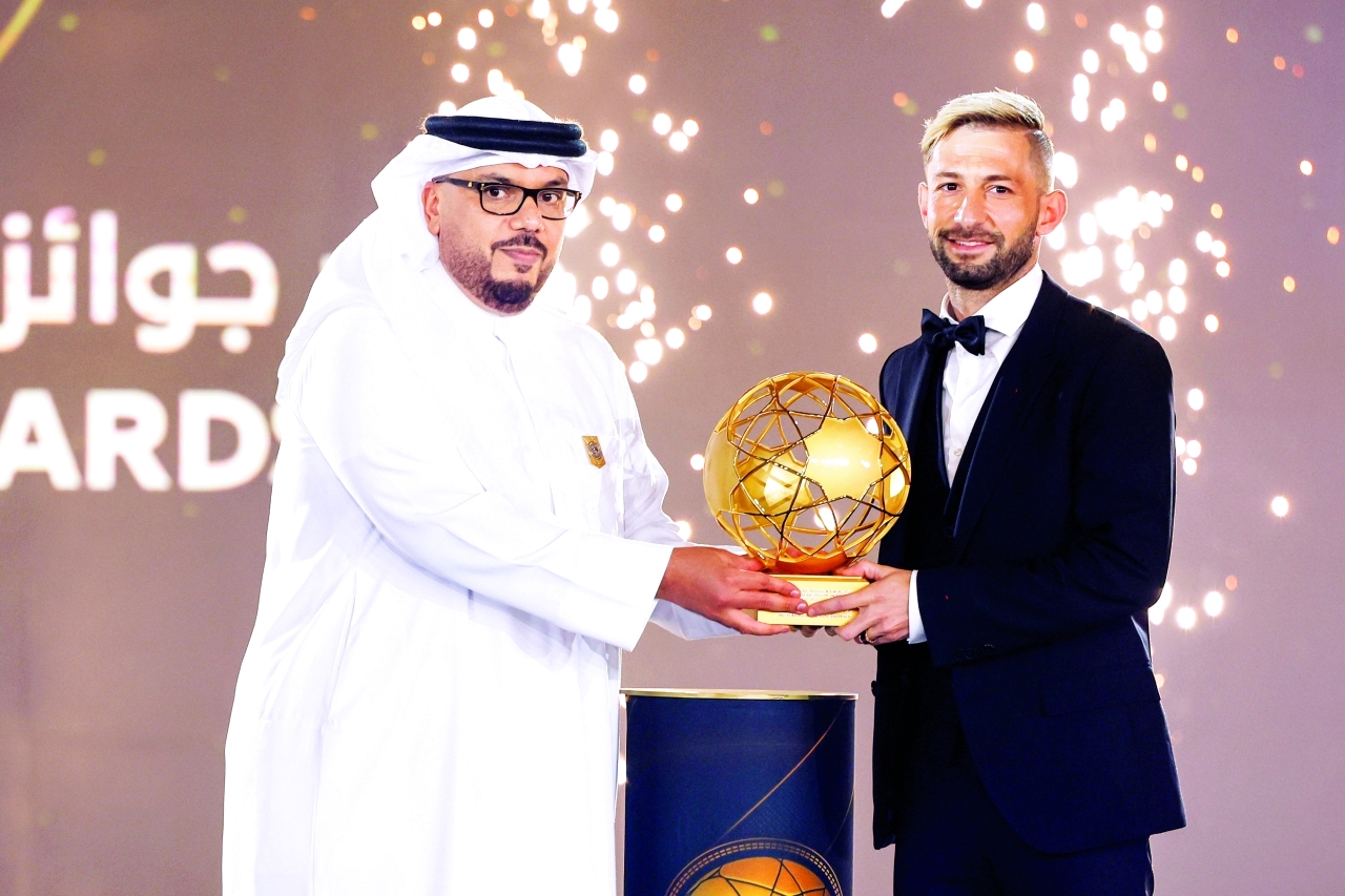 "فيدريكو كارتابيا الأجنبي الأفضل"