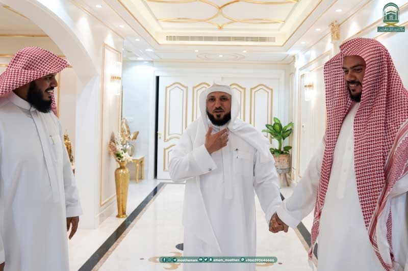 أول ظهور للشيخ المعيقلي بعد إعيائه أثناء صلاة الجمعة
