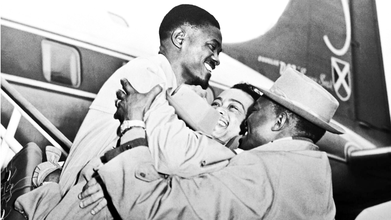 "1960 جمهورية أفريقيا الوسطى تعلن استقلالها عن فرنسا، بعد سنتين من تمتعها بحكم شبه ذاتي في ظل الجمهورية الفرنسية."