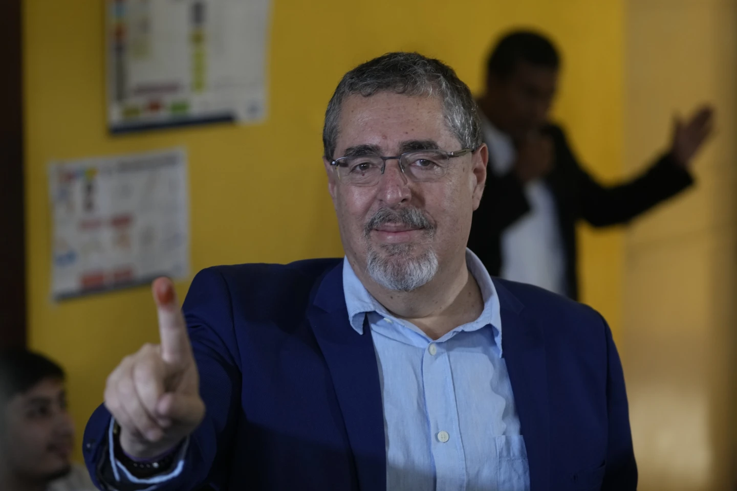 فوز برناردو أريفالو في الانتخابات الرئاسية بغواتيمالا