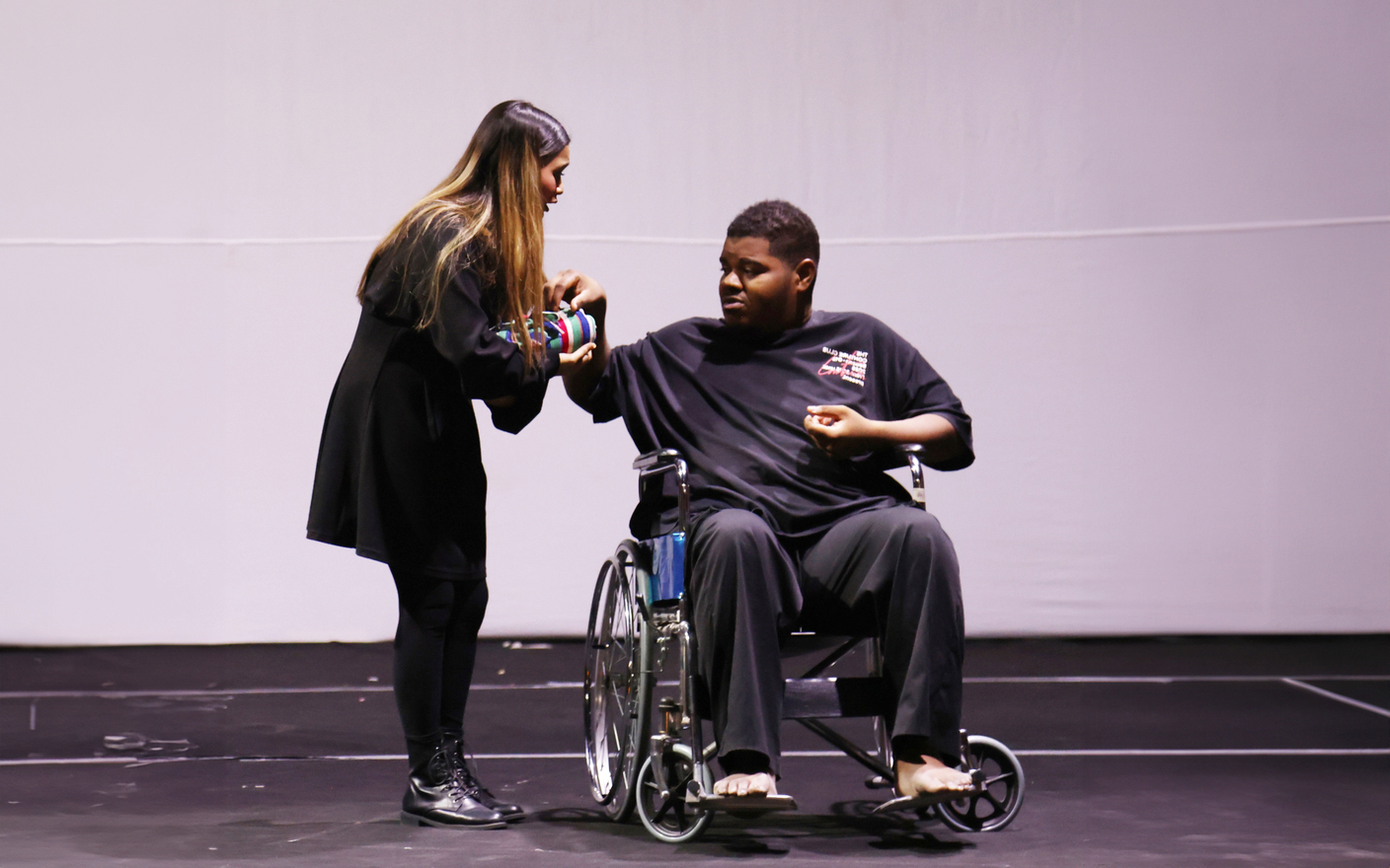 "مسرحية «أيام الضجيج» تعكس واقع الشباب في المجتمع| تصوير: زافير ويلسون"