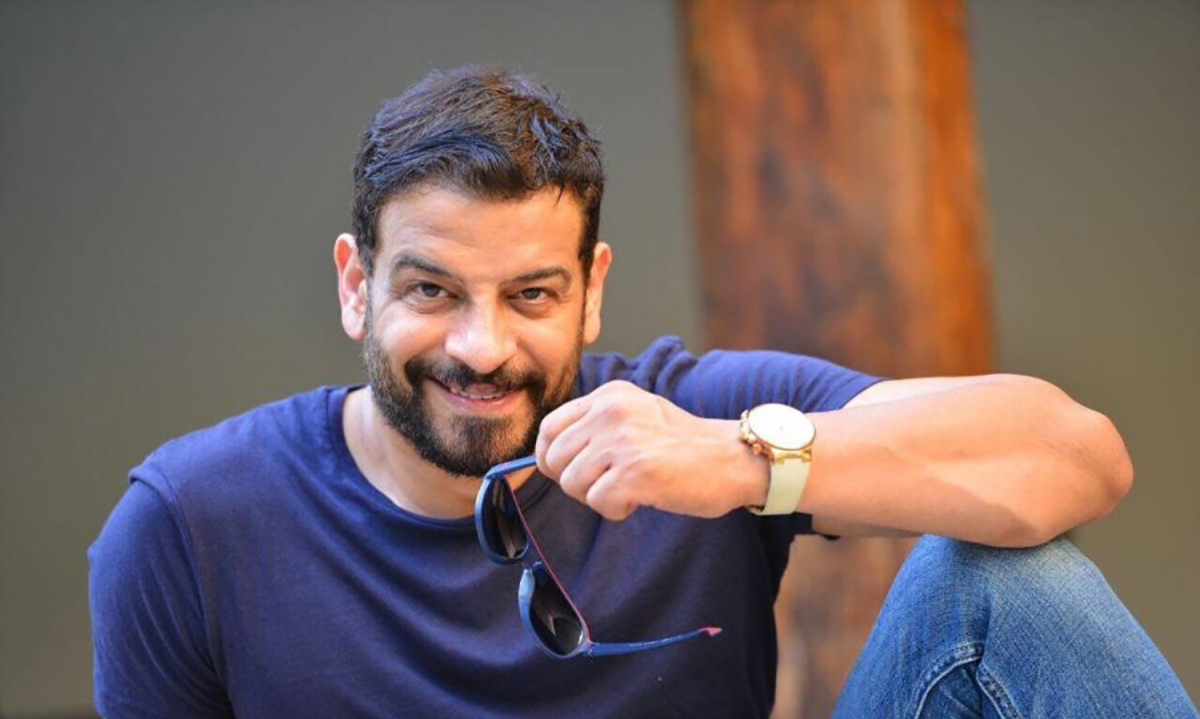 لا يشعر بأولاده.. تطورات الحالة الصحية لأشرف مصيلحي