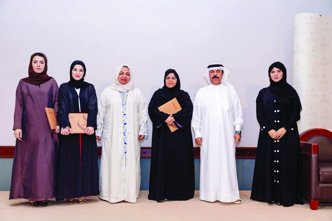 الصوت الشعري للمرأة الإماراتية يصدح في ندوة الثقافة والعلوم