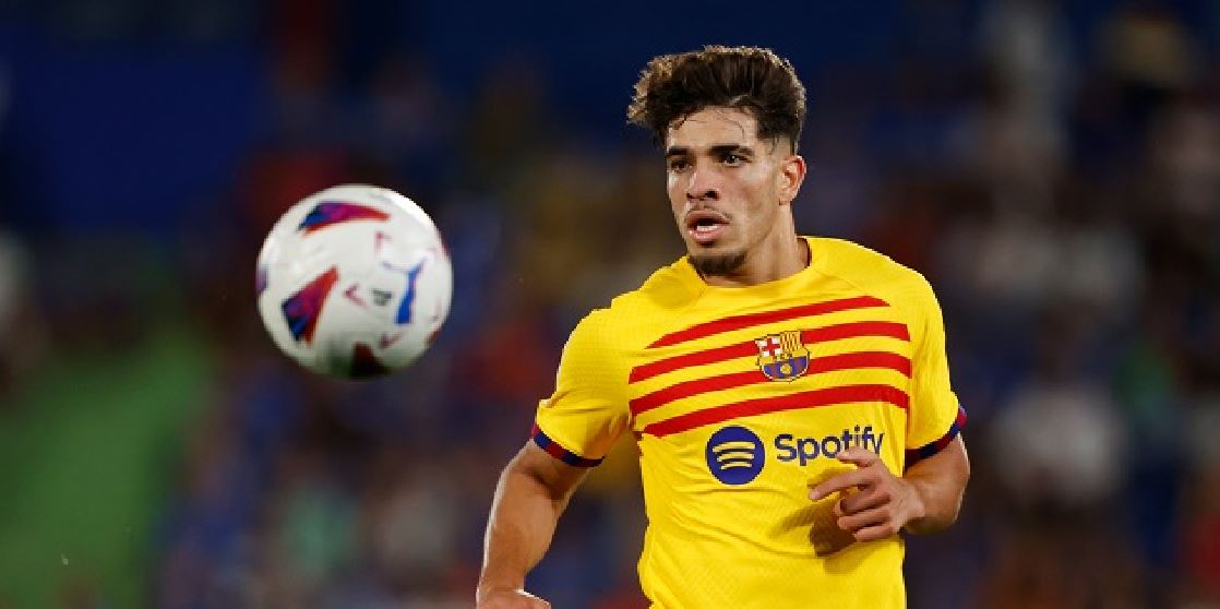 المغربي الزلزولي من برشلونة إلى ريال بيتيس