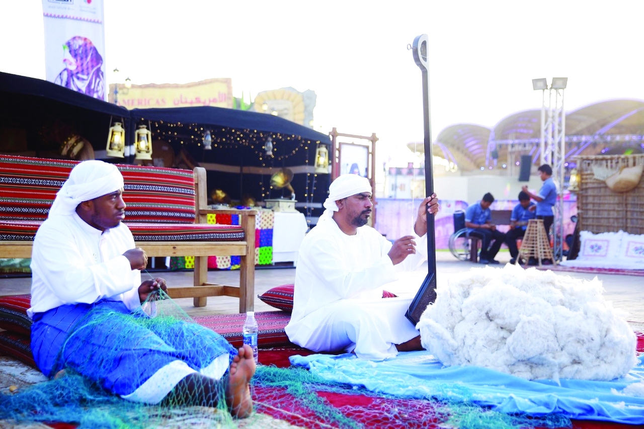 الإمارات.. فعاليات تعبق بأصالة التراث على مدار العام