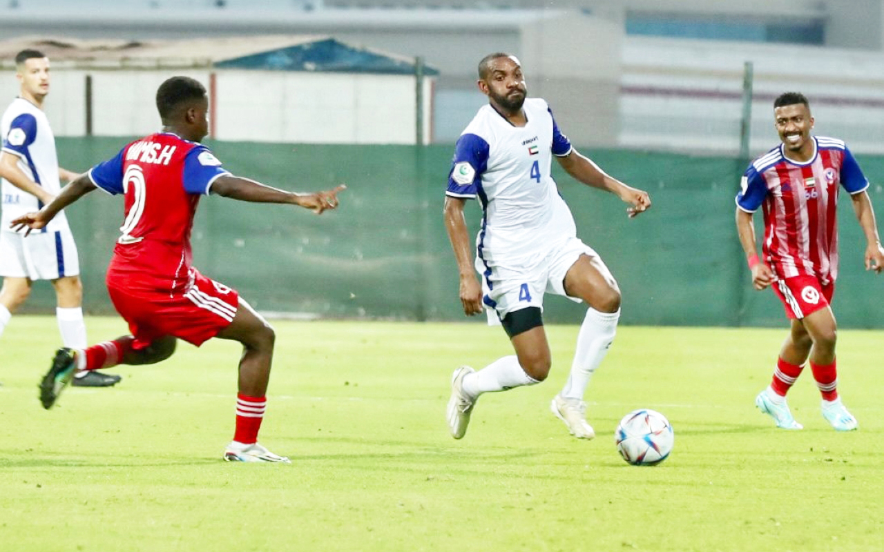 "من مباراة العربي وغلف يونايتد | البيان"