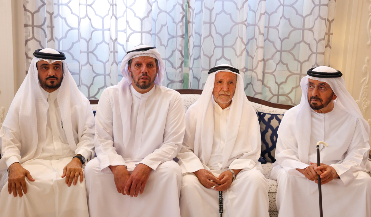 "محمد بن خليفة وراشد بن أحمد وسلطان بن مجرن وخالد بن مجرن"