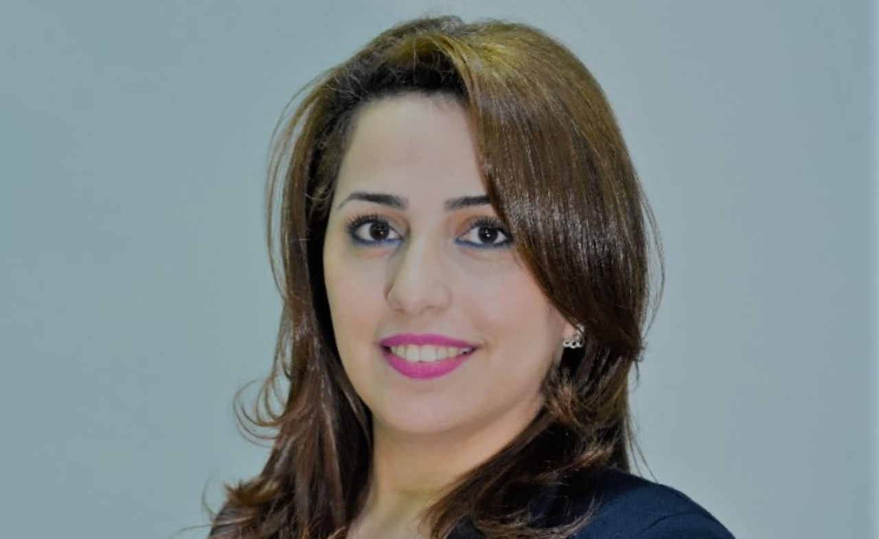 "رينيه أبو خوذة"