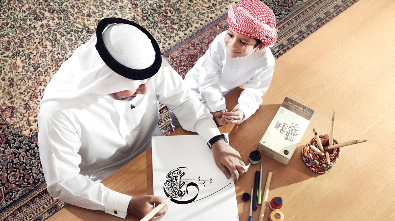«بينالي دبي للخط».. حوارات مُلهمة وجلسات ثرية بالمعرفة