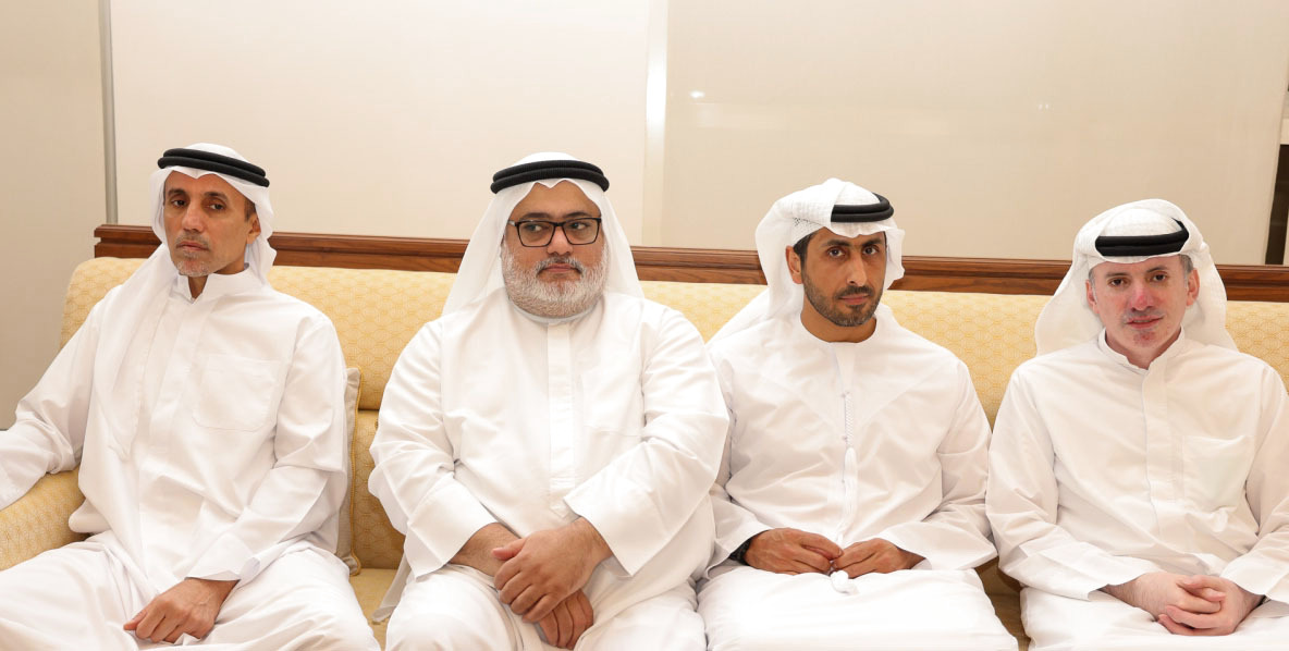 "ماجد المهيري يقدم واجب العزاء إلى أحمد الحبتور وعمر الحبتور ومحمد الحبتور"