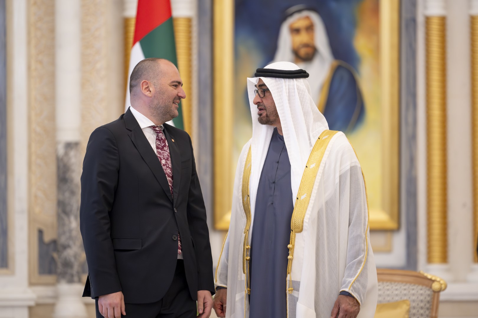 "وام"