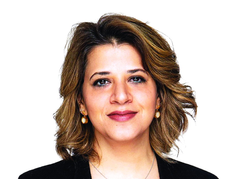 "بثينة العيسى"