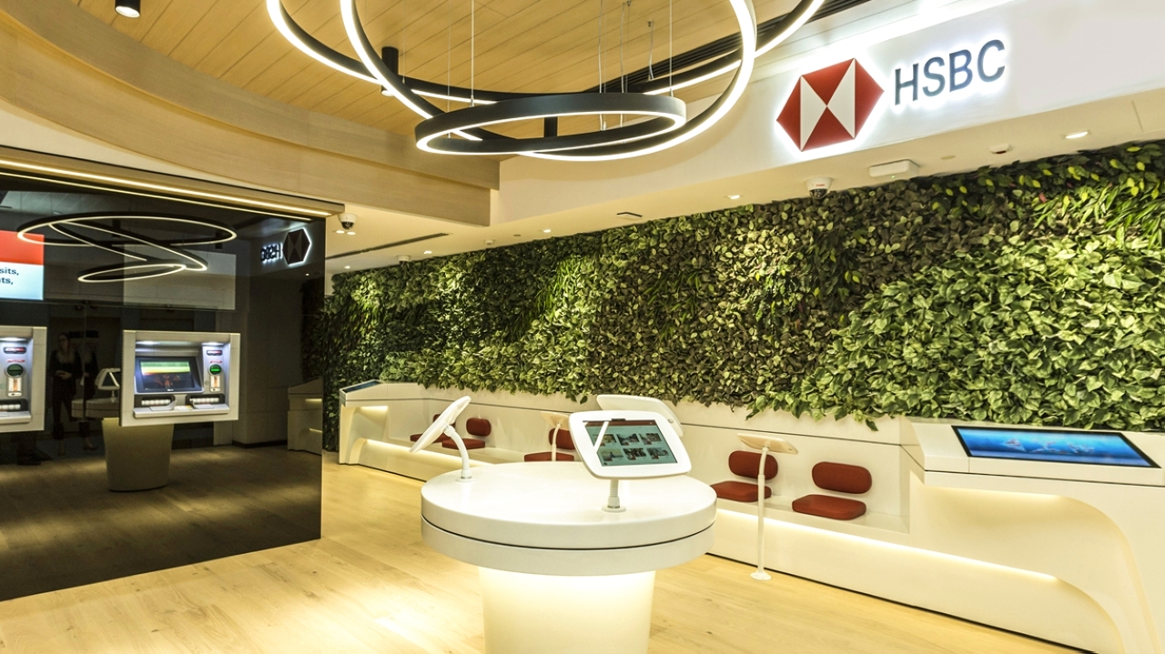 "بنك «إتش إس بي سي» يرى الإمارات بوابة مالية تربط الشرق والغرب | البيان"