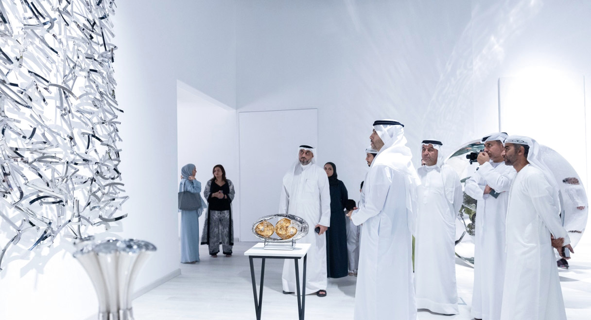 "أعمال مطر بن لاحج المبتكرة تستقطب الاهتمام | من المصدر"