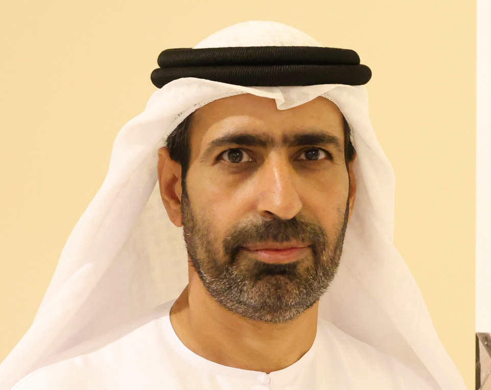 "سلطان الشامسي"
