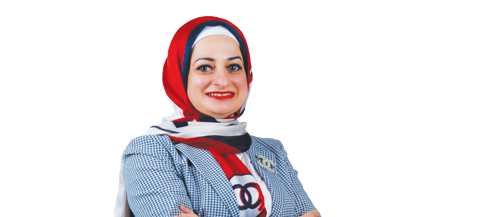 "هالة فتحي"