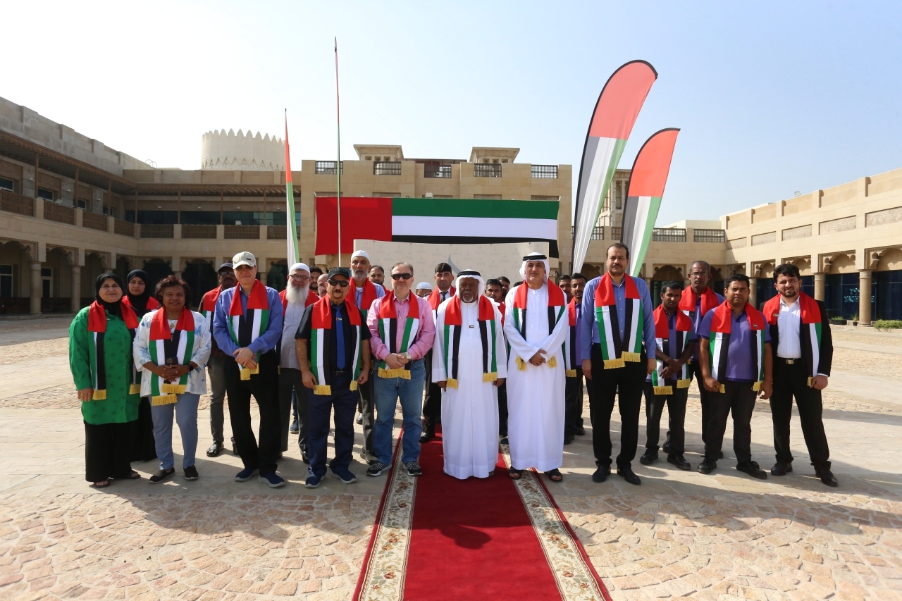 "ندوة الثقافة والعلوم"