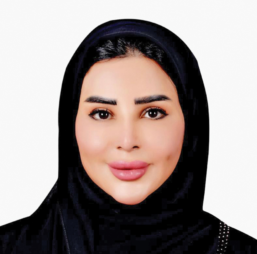 "منى المهيري"