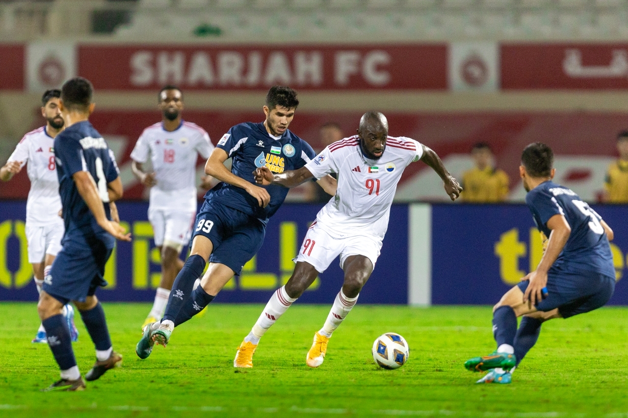 "موسى ماريجا يقود هجمة للشارقة في مباراة ناساف الماضية | البيان"