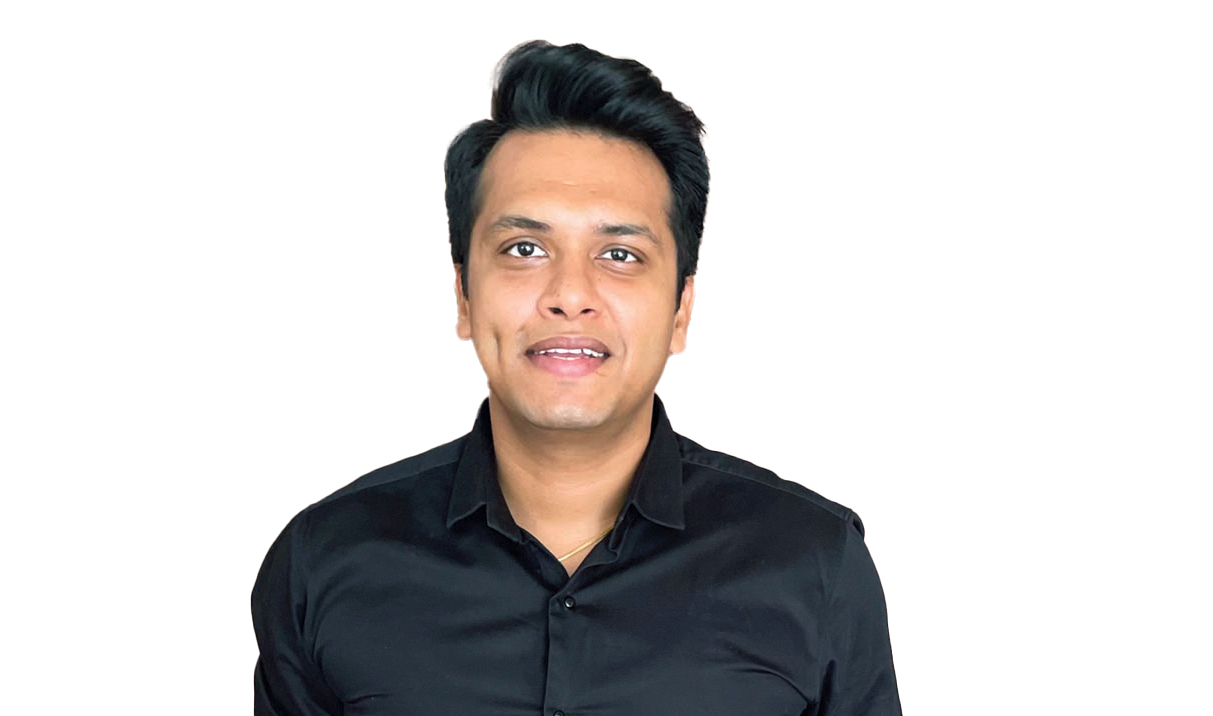 "كونال ألمادي"