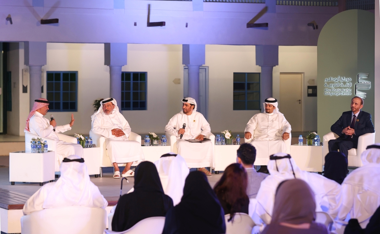 «العين للكتاب» يحتفي بنجوم «كنز الجيل»